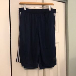 Men’s athletic shorts